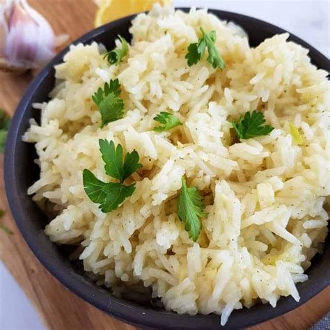 easy-lemon-and-garlic-rice-hint-of-healthy image