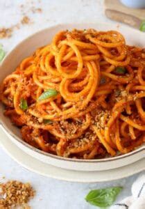 roasted-red-pepper-pasta-sauce-ciao-florentina image