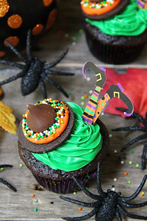 easy-wicked-witch-cupcakes-bitz-giggles image