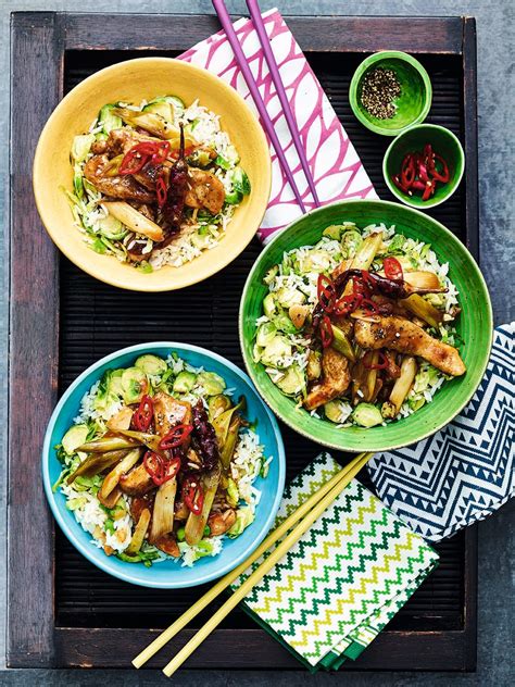 kung-pao-turkey-stir-fry-healthy-recipe-ww-uk image