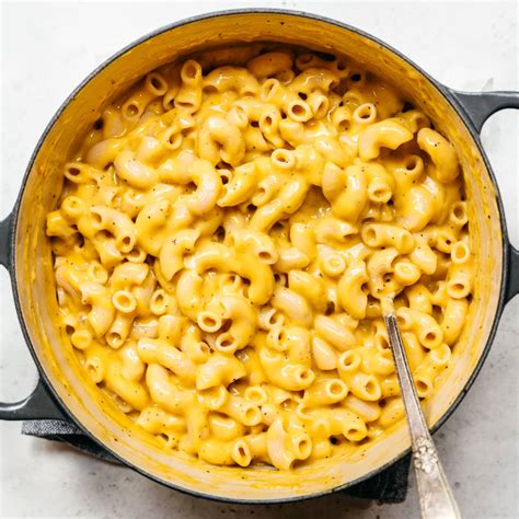 easy-vegan-mac-and-cheese-best-one-pot image