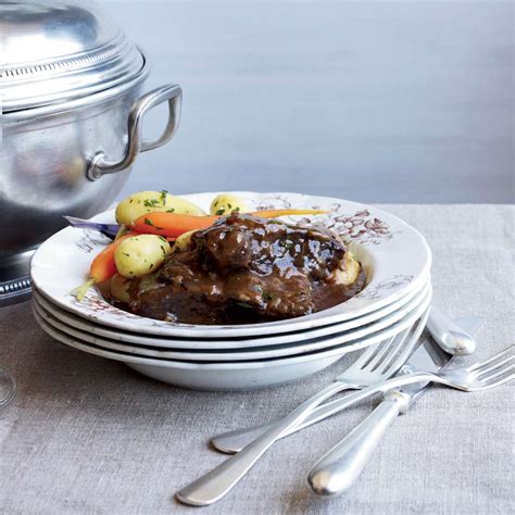 carbonnade-la-flamande-flemish-beef-stew image