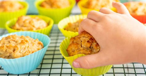 healthy-cinnamon-apple-muffins-with-rolled-oats image