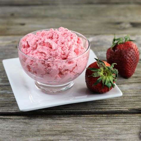 strawberry-jello-salad-words-of-deliciousness image