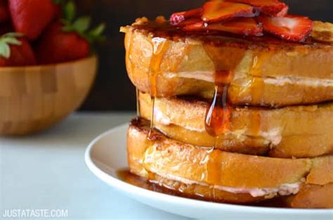 strawberry-cheesecake-stuffed-french-toast-just-a image