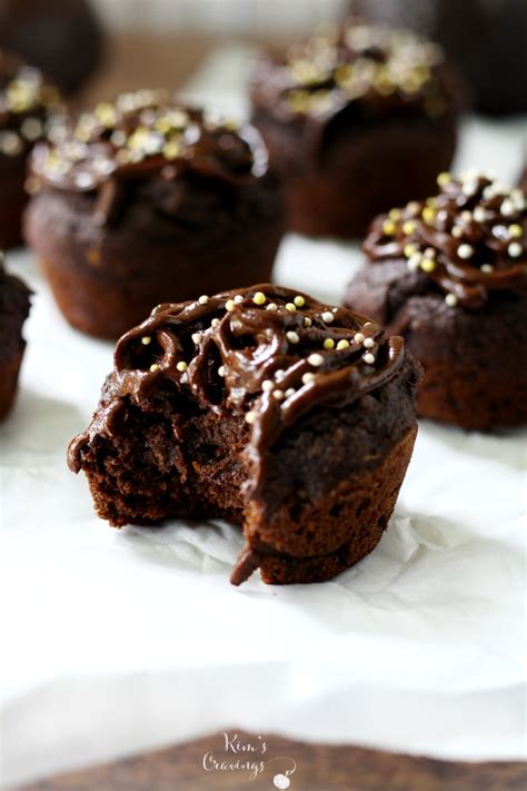 chocolate-avocado-cupcakes-with-chocolate-avocado image