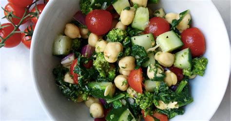 chickpea-and-broccoli-rabe-salad-recipe-purewow image