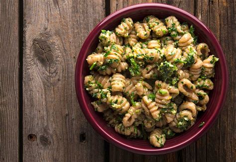 parsley-pesto-recipe-how-to-make-parsley-walnut-pesto image
