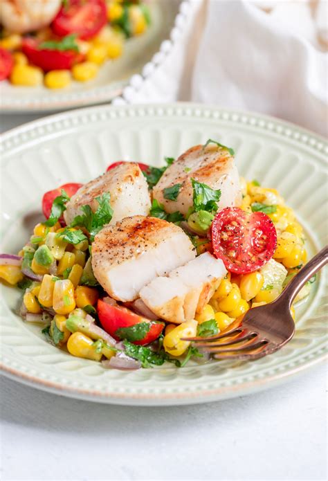 grilled-scallops-with-sweet-corn-and-tomato-salad image