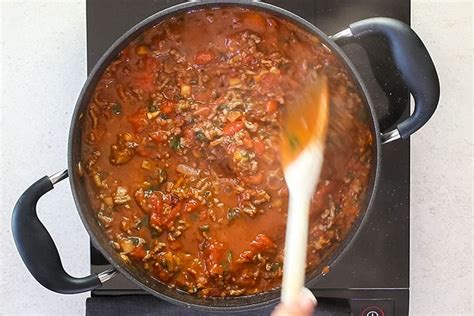 quick-easy-spaghetti-bolognese-errens-kitchen image