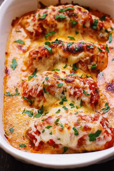 easy-mozzarella-chicken-with-tomato image
