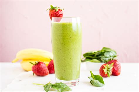 healthy-spinach-smoothie-recipes-eatingwell image