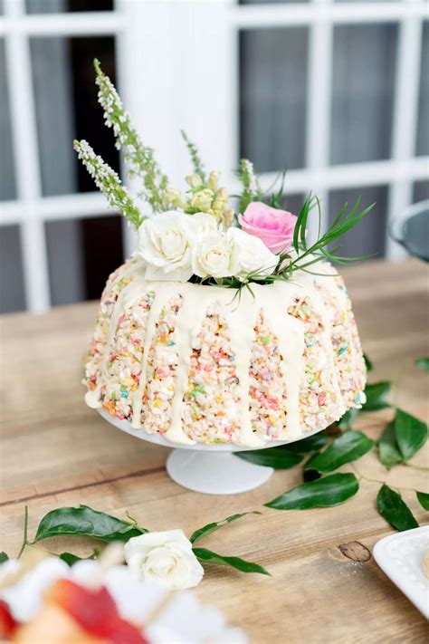 23-grooms-cake-ideas-for-your-big-day image
