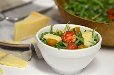 roka-arugula-salad-eleni-saltas image