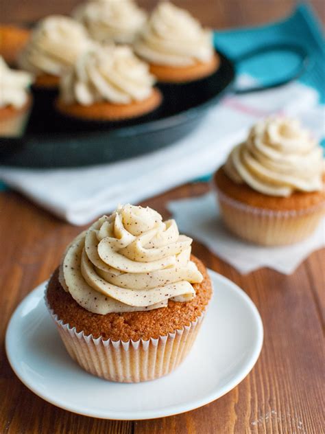 brown-butter-cupcakes-with-brown-butter-buttercream image