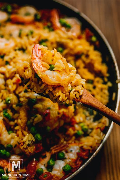 chicken-thighs-and-shrimp-paella-recipe-munchkin image