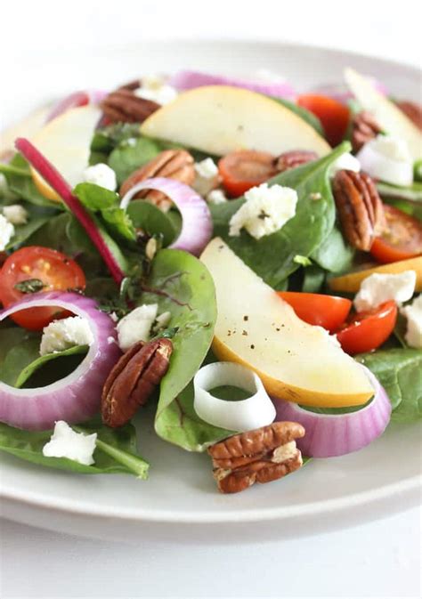 spinach-pear-salad-with-goat-cheese-vegetarian image