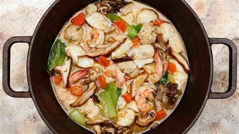 how-to-make-and-a-recipe-for-sumo-stew-chanko-nabe image