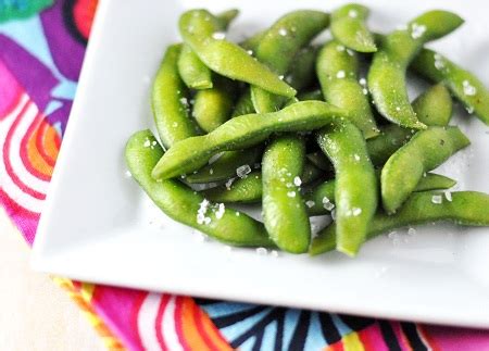 simply-steamed-seasoned-edamame-soybeans image