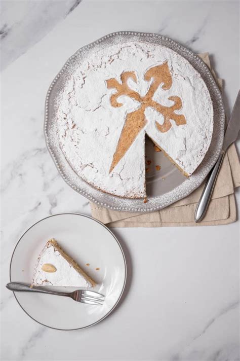 spanish-almond-cake-tarta-de-santiago image