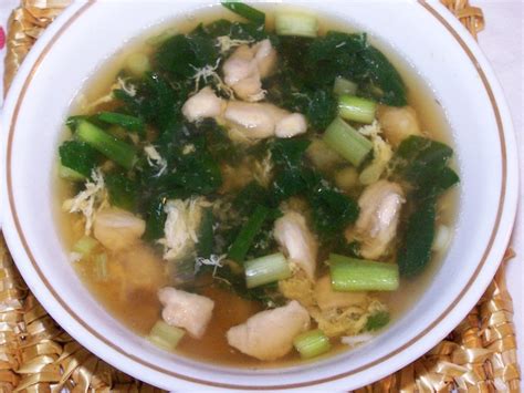 chicken-spinach-soup-recipe-sparkrecipes image