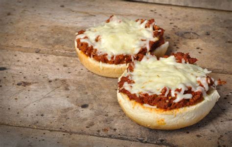 pizza-burger-recipe-is-school-lunch-favorite-grit image