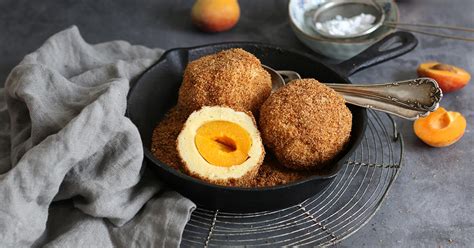 sweet-apricot-dumplings-aka-marillenkndel-bake-to image