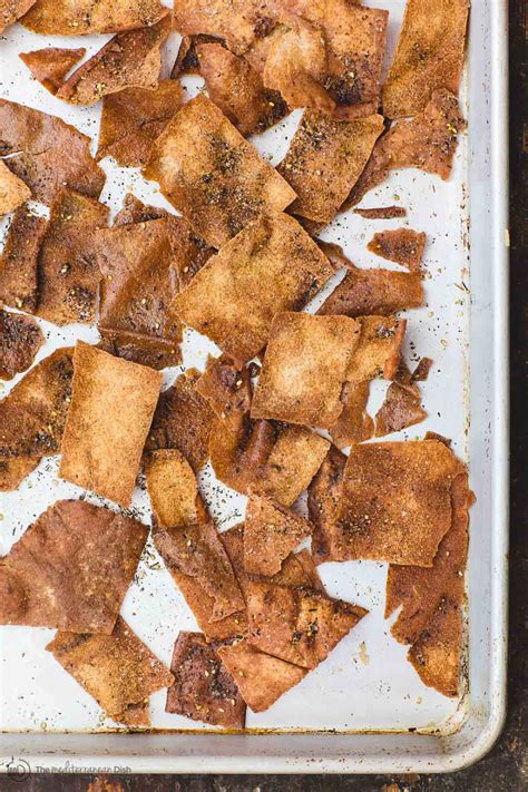 how-to-make-the-best-homemade-pita-chips-the image