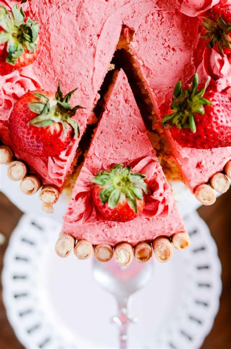 strawberry-frosted-lemon-layer-cake image