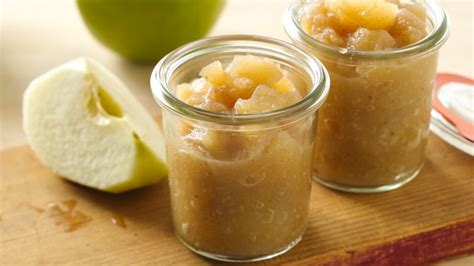 quick-microwaved-honeyed-applesauce-recipe-pillsburycom image