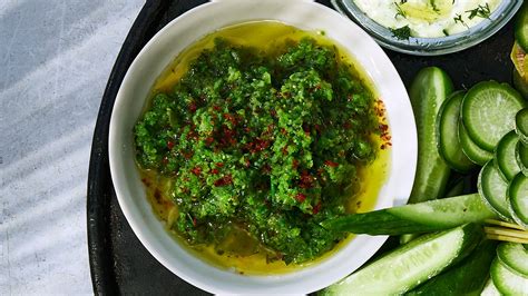 21-vinaigrette-recipes-that-your-salads-need-bon image