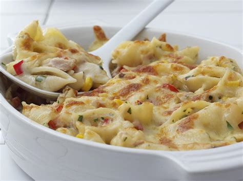 tuna-and-pasta-bake-cookstrcom image