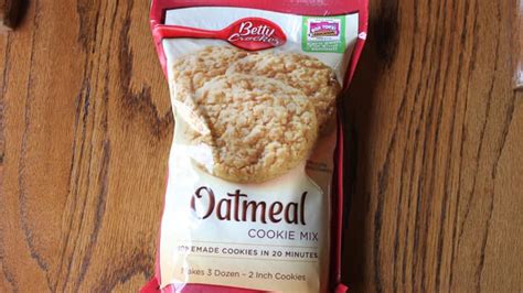 easy-oatmeal-smores-cookies-bettycrockercom image