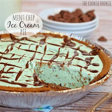 easy-mint-chip-ice-cream-pie-the-cookie-rookie image