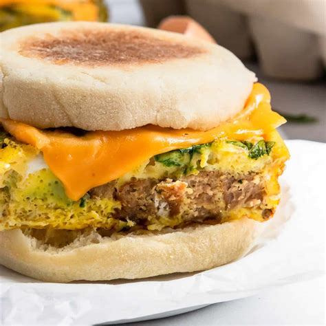 sausage-mcmuffin-recipe-with-spinach-freezer-friendly image