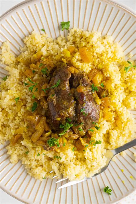 authentic-moroccan-lamb-shank-tagine-tangia image