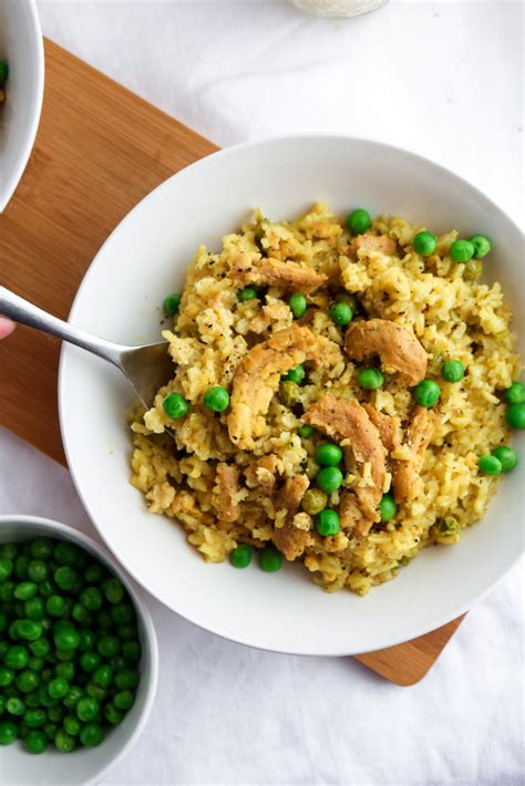 slow-cooker-vegan-chicken-and-rice-plant-power-couple image