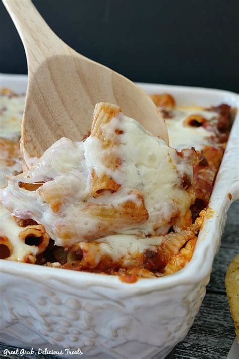 cheesy-rigatoni-pasta-bake-recipe-with-cheese-plus-tips image