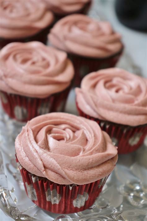 chocolate-cupcakes-with-red-wine-buttercream-frosting image
