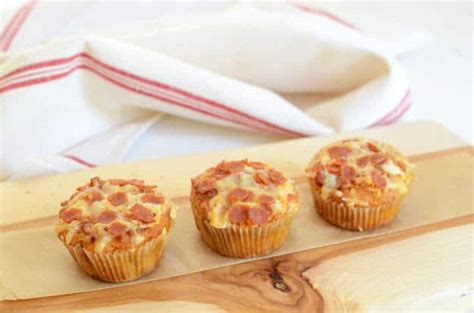 low-carb-pizza-muffins-that-make-everyone-happy image