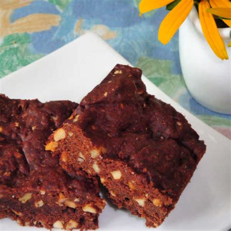 easy-brownie-recipe-omas-or-vegan-made-just-like image
