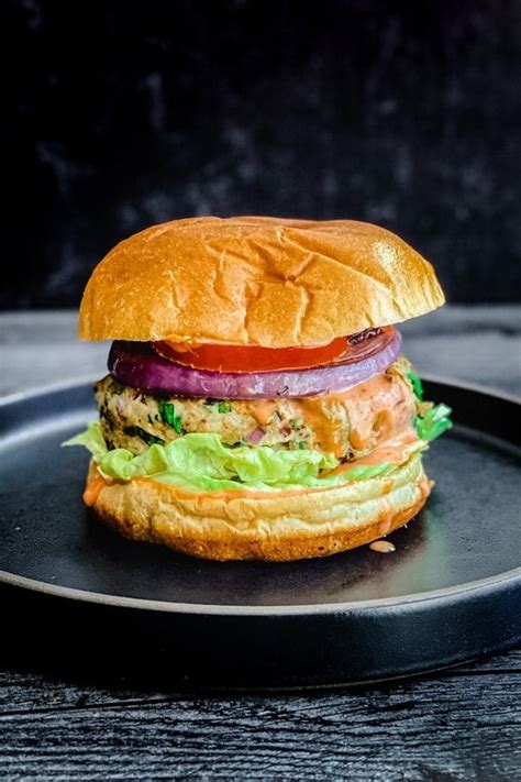 easy-masala-chicken-burgers-recipe-spice-cravings image