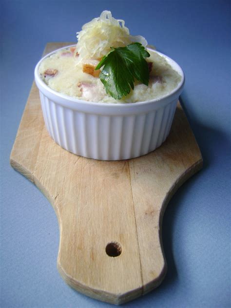 traditional-dutch-sauerkraut-and-potato-stamppot image