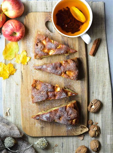 apple-walnut-cake-with-honey-easy-and-super-moist image