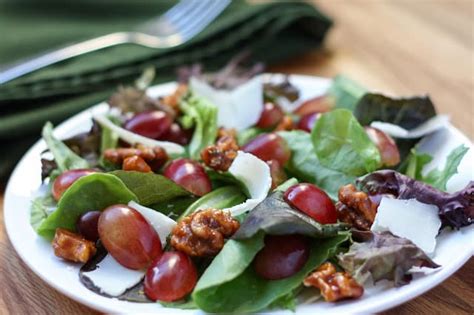 grape-and-candied-walnut-salad-barefeet-in-the-kitchen image