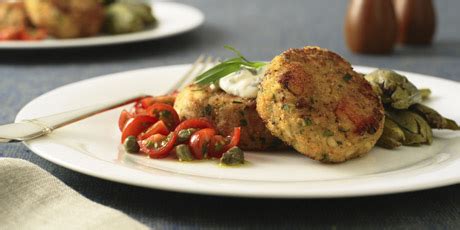 best-crab-cakes-with-caper-aioli-recipes-food-network-canada image