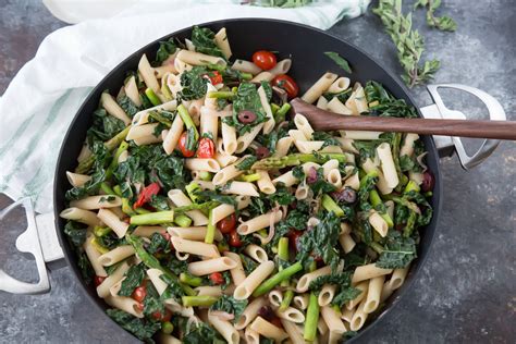 veggie-penne-pasta-perfect-for-meal-prepping-or-a image