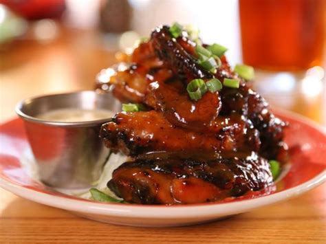 the-best-chicken-wings-on-diners-drive-ins-and-dives image