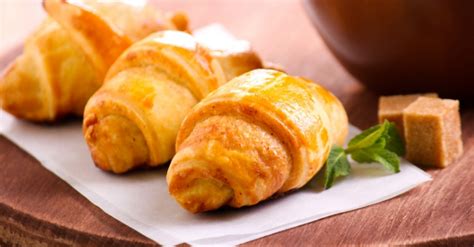 30-sweet-savory-crescent-roll-recipes-one-crazy image