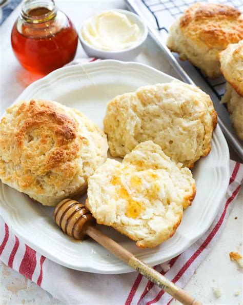 fluffy-cathead-biscuits-immaculate-bites-comfort-foods image